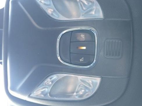 Used 2023 Jeep Compass Altitude image 18