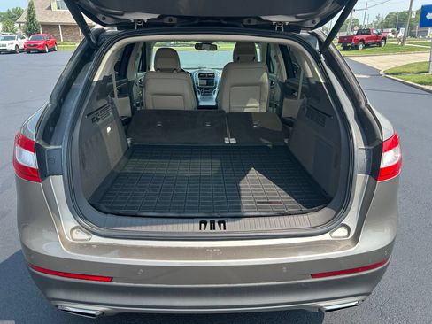 Used 2018 Lincoln MKX Reserve w/ Lincoln MKX Climate Package AWD/4WD image 11