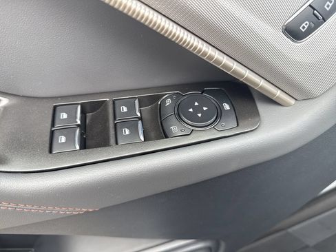 New 2026 Ford Explorer Active RWD image 11