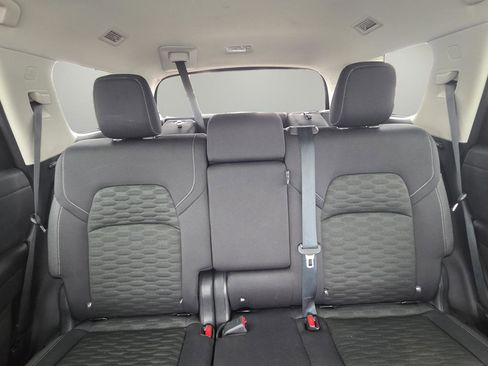 Used 2022 Nissan Pathfinder SV image 34