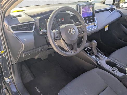 Used 2023 Toyota Corolla LE image 9