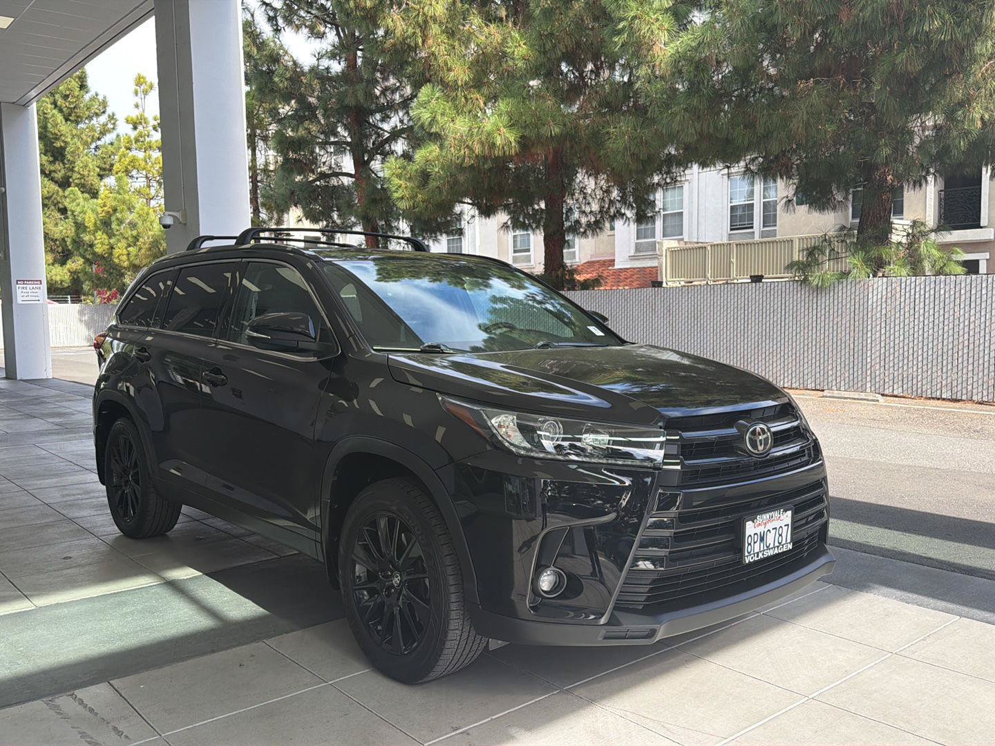 Used 2019 Toyota Highlander SE AWD/4WD image 7