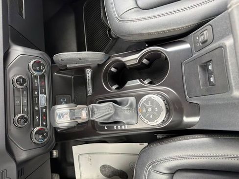 Certified 2025 Ford Bronco Badlands AWD/4WD image 20