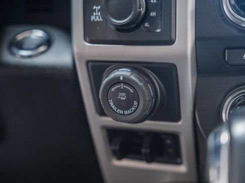 Used 2018 Ford F150 Lariat w/ Heavy-Duty Payload Package image 33