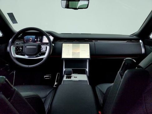 Certified 2024 Land Rover Range Rover Autobiography image 33