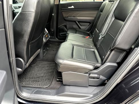 Used 2021 Volkswagen Atlas SE image 15