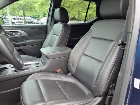 Certified 2023 Chevrolet Traverse LT AWD/4WD image 15
