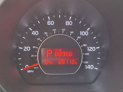 Used 2015 Kia Soul FWD image 15