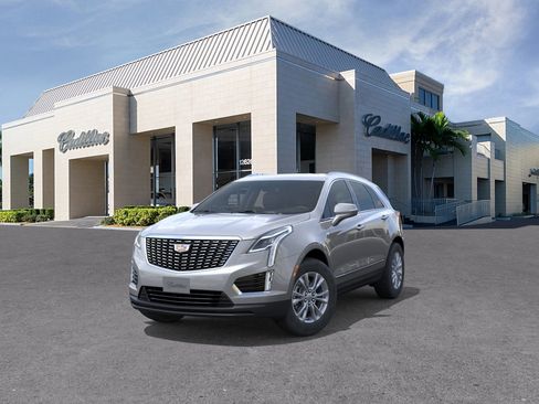 New 2026 Cadillac XT5 Luxury image 8