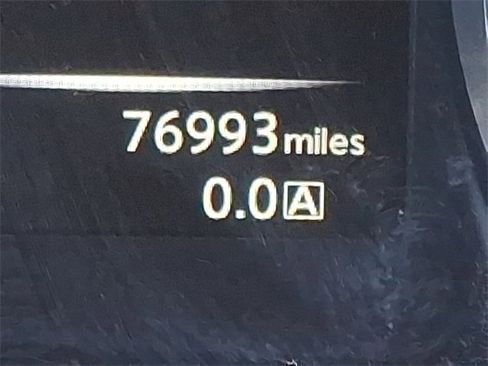 Used 2014 Nissan Rogue SL image 16