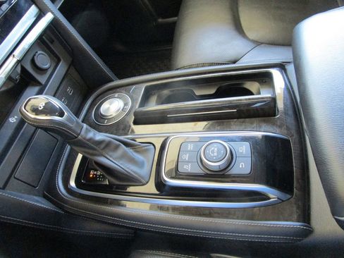 Used 2024 INFINITI QX80 Luxe RWD image 45