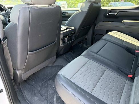 Used 2022 Chevrolet Silverado 1500 ZR2 AWD/4WD image 18