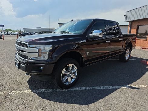 Used 2018 Ford F150 Platinum w/ Equipment Group 701A Luxury AWD/4WD image 2