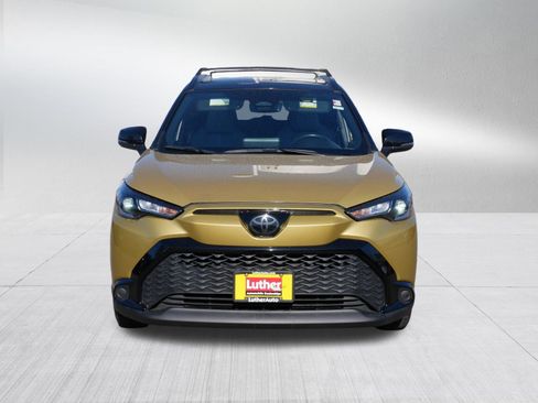 Used 2024 Toyota Corolla Cross SE w/ Moonroof Package AWD/4WD image 2