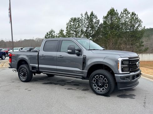 New 2026 Ford F250 Platinum w/ FX4 Off-Road Package image 23