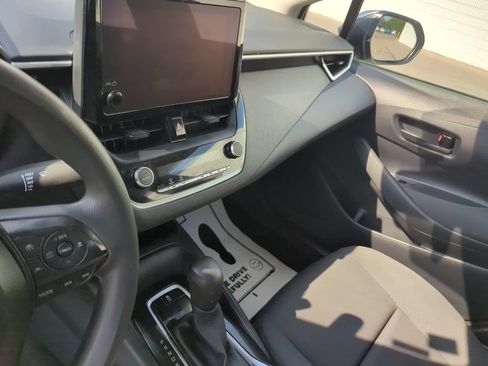 Used 2024 Toyota Corolla LE FWD image 9