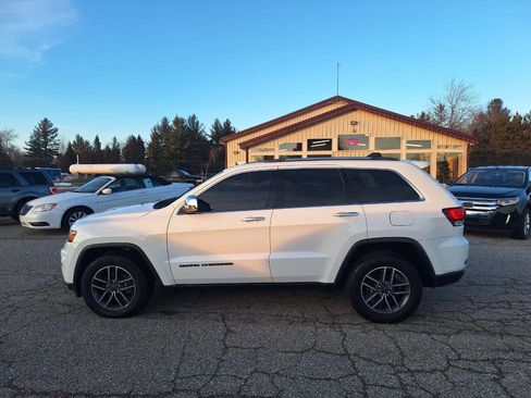 Used 2020 Jeep Grand Cherokee Limited image 1
