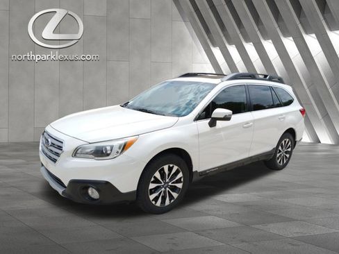 Used 2015 Subaru Outback 2.5i Limited AWD/4WD image 3