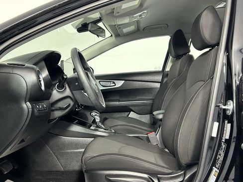 Used 2023 Kia Forte LXS w/ LXS Technology Package FWD image 24