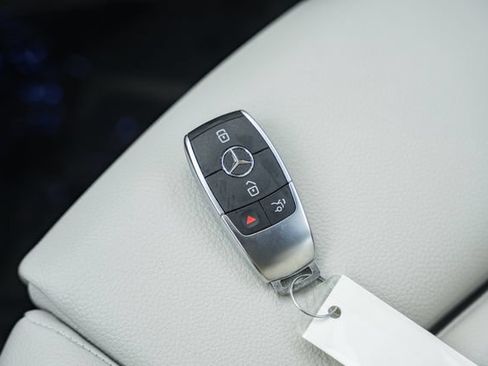 Used 2023 Mercedes-Benz CLA 250 4MATIC image 47