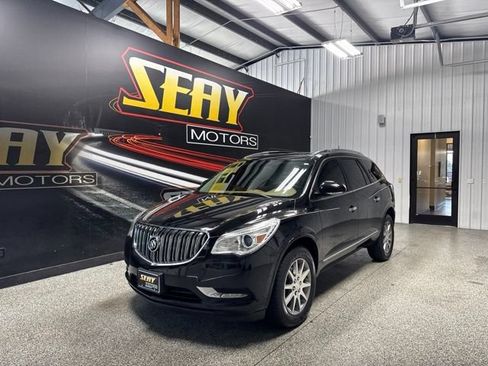 Used 2017 Buick Enclave Leather FWD image 1