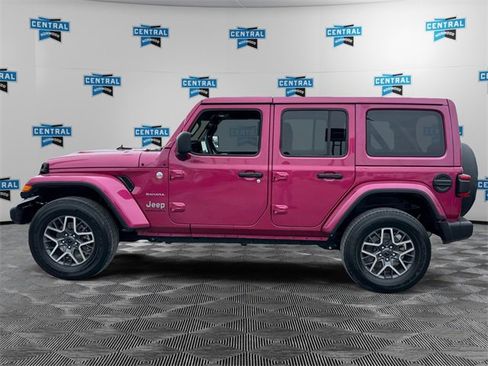Used 2024 Jeep Wrangler Sahara w/ Technology Group image 2