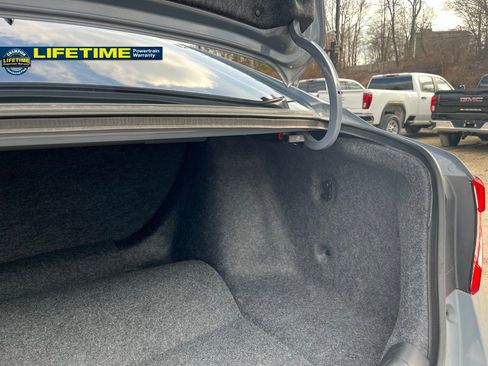 Used 2022 Honda Accord Sport image 11