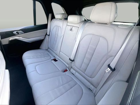 Used 2020 BMW X5 sDrive40i w/ Convenience Package RWD image 19