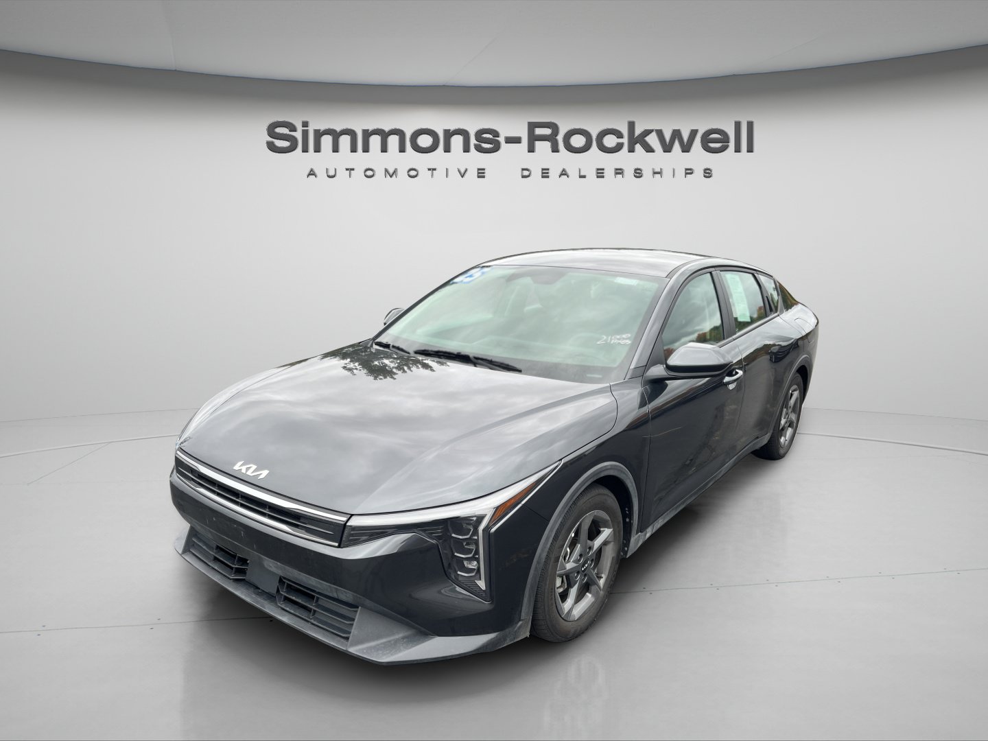 Used 2025 Kia K4 FWD image 1