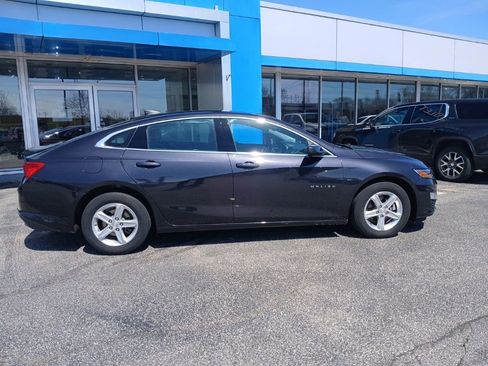 Used 2022 Chevrolet Malibu LS image 9