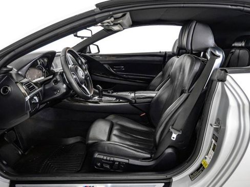 Used 2015 BMW 650i Convertible image 29