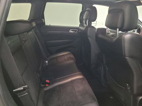Used 2018 Jeep Grand Cherokee Altitude AWD/4WD image 19