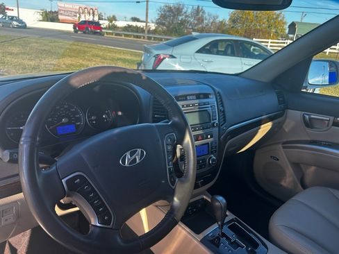 Used 2011 Hyundai Santa Fe Limited image 10