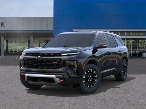 New 2026 Chevrolet Traverse Z71 w/ Enhanced Driving Package AWD/4WD image 6
