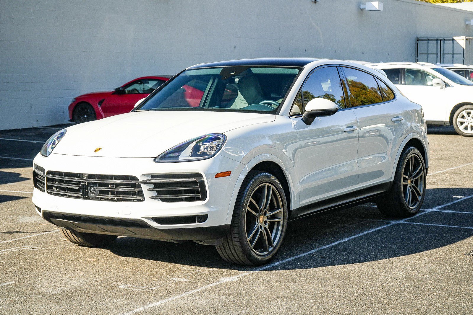 Used 2023 Porsche Cayenne Coupe AWD/4WD image 3