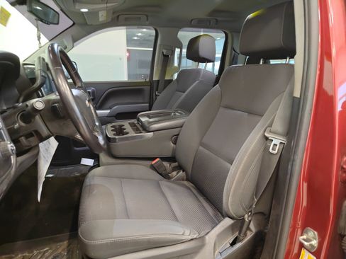 Used 2018 Chevrolet Silverado 1500 LT w/ All Star Edition image 10