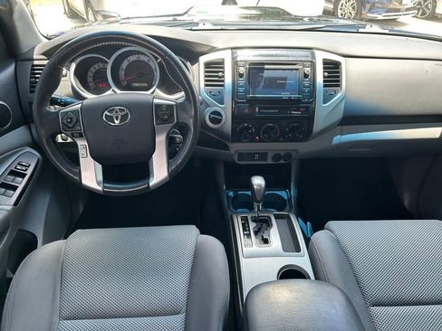 Used 2015 Toyota Tacoma 4x4 Double Cab w/ TRD Sport Package image 17