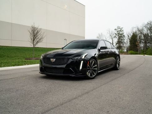 Used 2024 Cadillac CT5 V Blackwing w/ LPO, Bronce Accent Package image 42