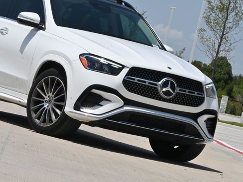 Used 2024 Mercedes-Benz GLE 450 4MATIC image 41