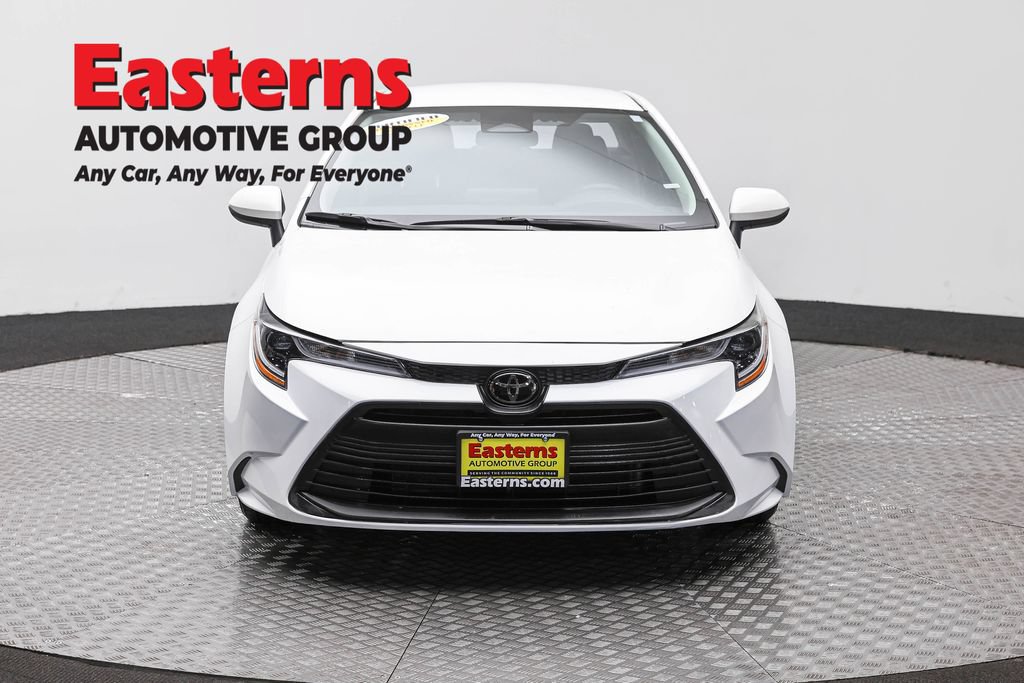 Used 2024 Toyota Corolla LE FWD image 4