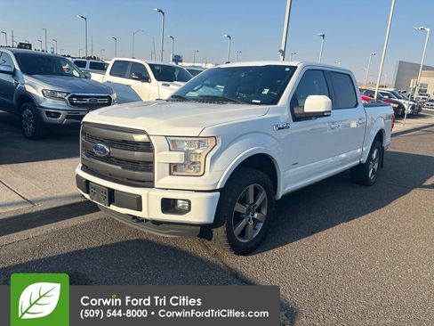 Used 2016 Ford F150 Lariat w/ Equipment Group 502A Luxury AWD/4WD image 4