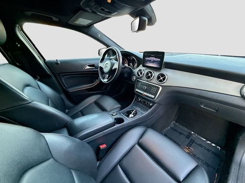 Used 2019 Mercedes-Benz GLA 250 4MATIC image 26