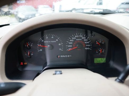 Used 2006 Ford F150 XLT image 28