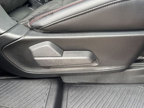 Used 2023 Ford Explorer ST-Line AWD/4WD image 44