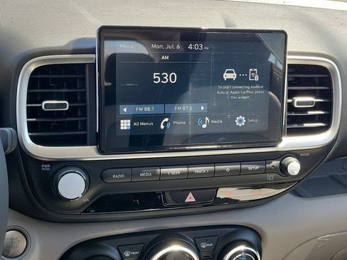 New 2026 Hyundai Venue SEL FWD image 11