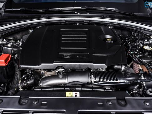 Used 2021 Land Rover Range Rover Velar R-Dynamic S image 11