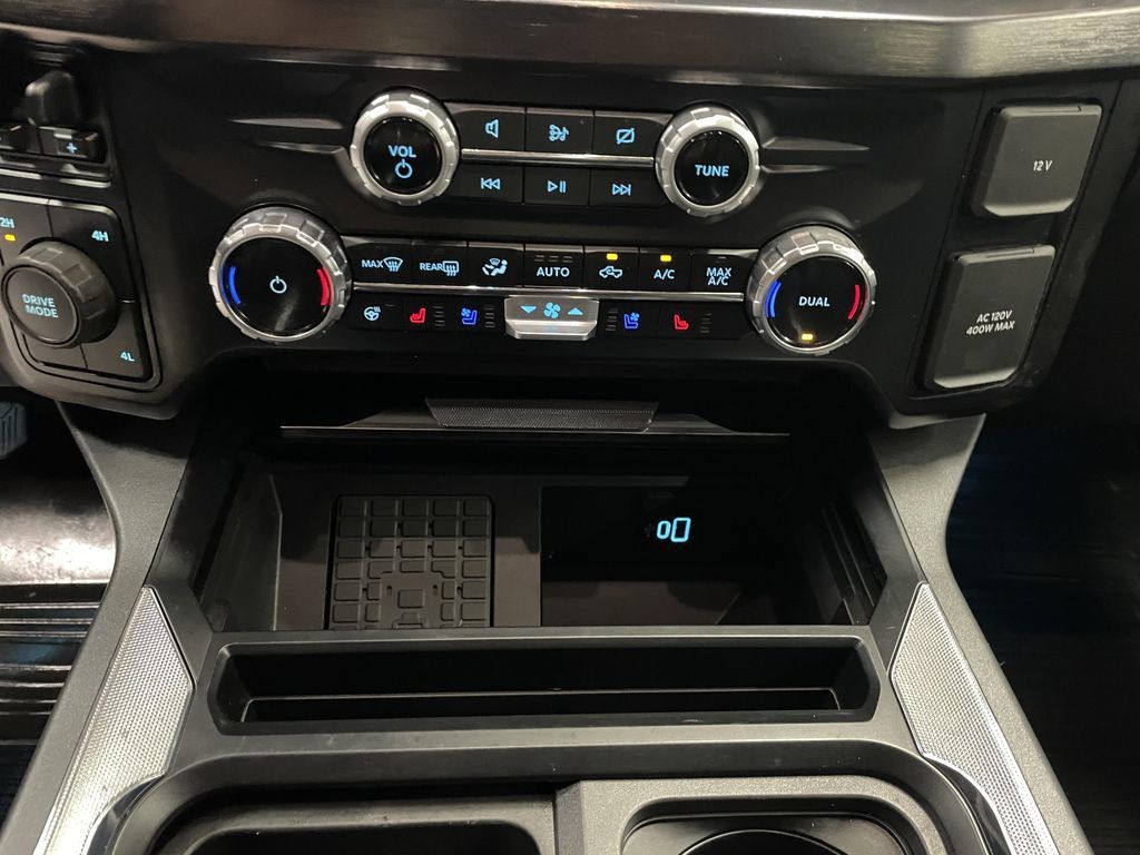 Used 2023 Ford F350 Lariat w/ Lariat Ultimate Package AWD/4WD image 15