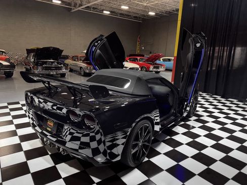 Used 2013 Chevrolet Corvette Convertible image 13