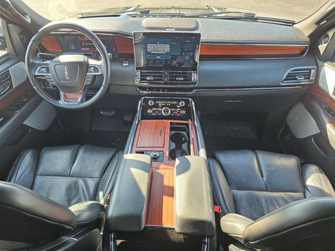 Used 2024 Lincoln Navigator L Reserve w/ Equipment Group 201A image 41