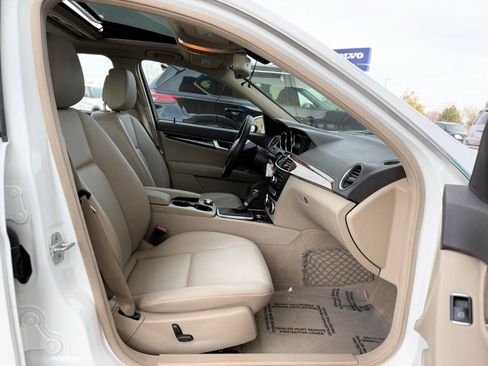 Used 2013 Mercedes-Benz C 300 4MATIC Sedan w/ Premium 1 Pkg image 25